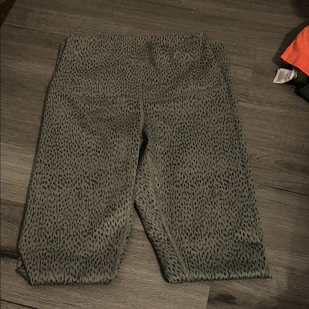 Lululemon Gray Patterned Leggings